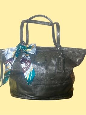 Coach East West Gallery Patent Leather Stitched Signature Green Handbag